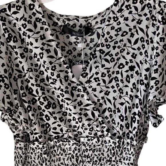 Mirol White & Black Floral Dress Small NWT Effortless Day-to-Night Style - Picture 4 of 10